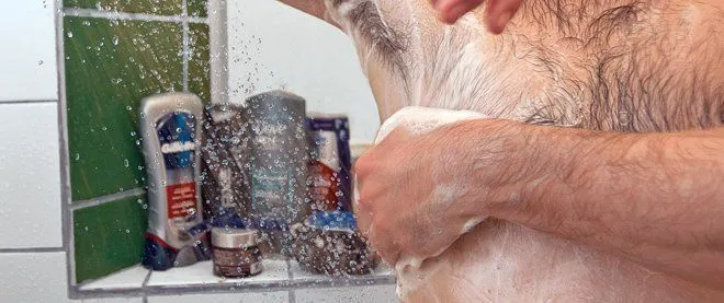 5 Hal Ini DIlakukan Cowok Untuk Memangkas Waktu Mandi. Cewek Harus Mencontohnya 9