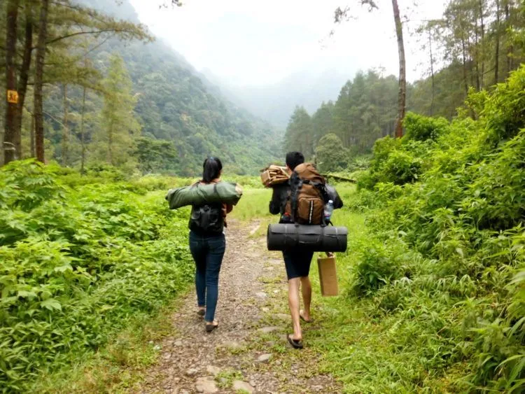 6 Alasan Ini Menunjukkan Betapa Pentingnya Meminta Izin Orangtua Untuk Pergi Mendaki Gunung! 8