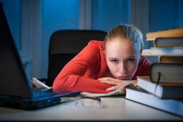 7 Alasan Mengapa Kamu Sebaiknya Nggak Usah Bangga dengan Kebiasaan Multitasking-mu 12