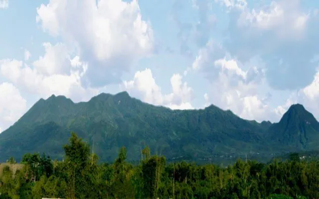 8 Spot Wisata yang Sering Jadi Tempat Mencari Pesugihan. Lupakan Mistisnya, Nikmati Keindahannya! 11