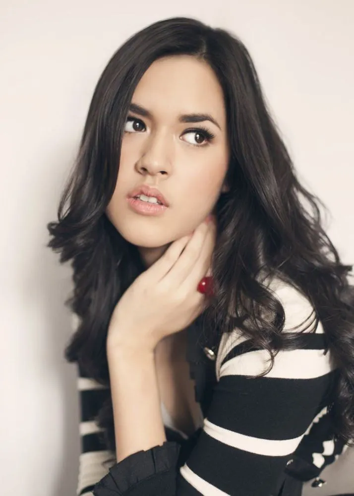Agar Jidat Tak Dikira Lapangan Bola, Aplikasikan 6 Tips Dandan Berikut Yuk! 13