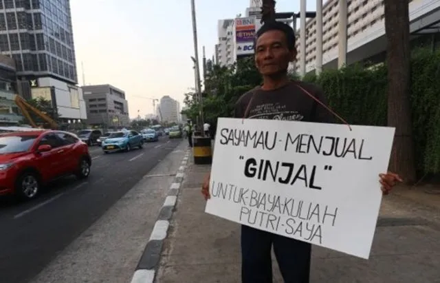Ilmu Bisa Berasal dari Mana Saja. Tapi 6 Pelajaran Ini Hanya Bisa Kamu Dapatkan dari Keluarga 9
