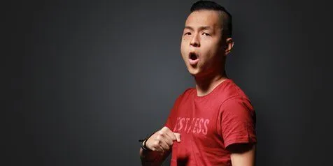 Cowokmu Suka Ngelawak? Kamu Mesti Tahu Nih Suka Dukanya Punya Cowok Humoris! 7