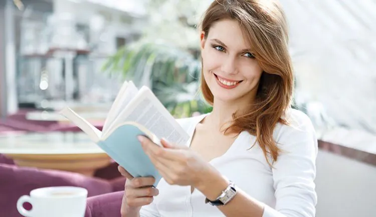 Buat yang Punya Suami Sibuk. 5 Cara Ini Mungkin Bisa Bikin Dia Mengalihkan Perhatiannya Padamu 6