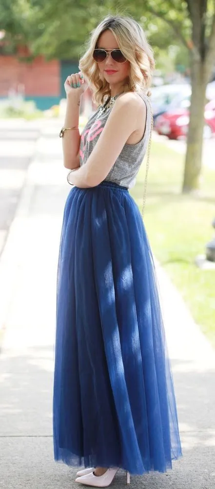 Sesekali Boleh Lho, Pakai Rok Panjang Buat ke Kampus. Agar Tak Melulu Jeans dan Kemeja Terus 11
