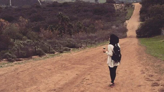 Tuntutan dan Pertanyaan yang Bikin Cewek Berhijab Geleng-geleng Kepala. Begini Amat Ya? :)) 12