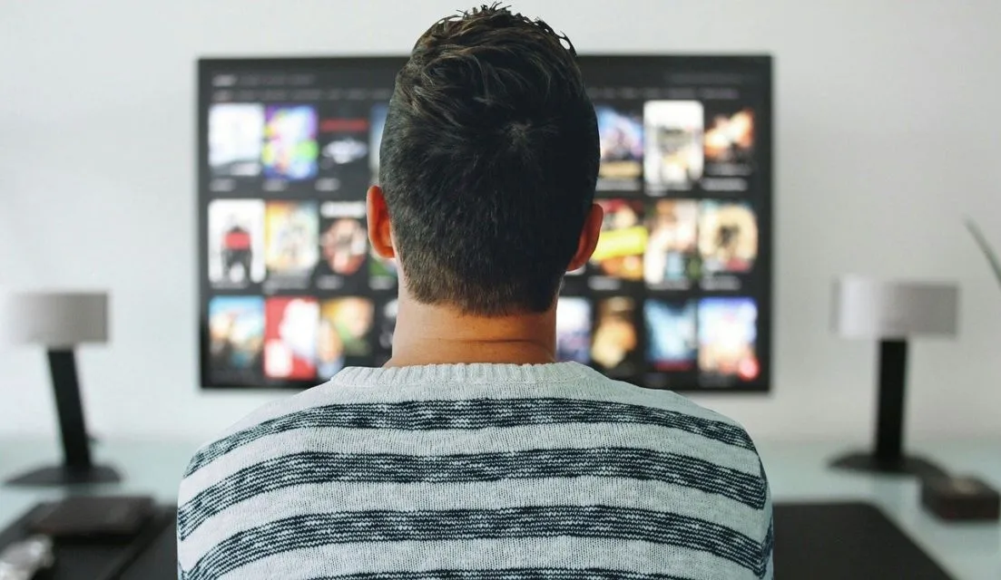 8 Kiat Jitu Belajar Bahasa Inggris Sambil Nonton Film yang Kamu Suka. Nggak Tegang, Cepat Bisa 9
