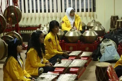 Nggak Cuma Kisah Kasih di Sekolah yang Wajib Dikenang, Kisah Horornya Pun Juga Pasti Terngiang! 10