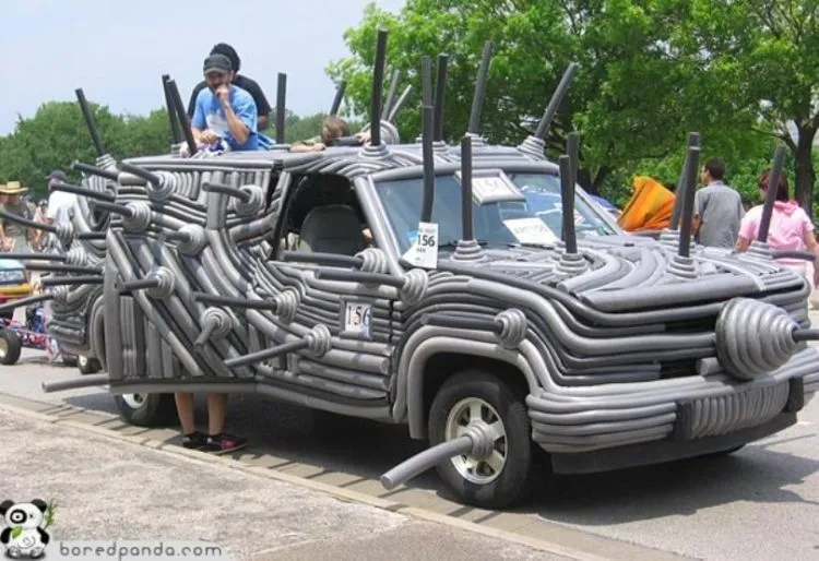 20 Potret Mobil Aneh Hasil Tangan-tangan Kreatif Manusia. Lucu dan Bikin Bahagia Aja! 33