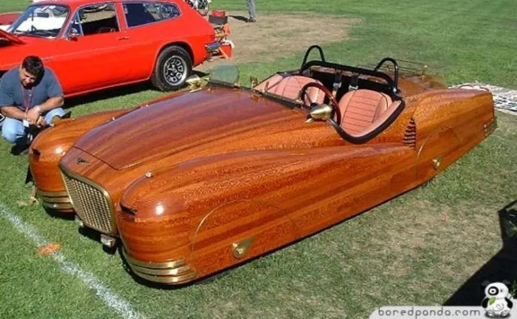 20 Potret Mobil Aneh Hasil Tangan-tangan Kreatif Manusia. Lucu dan Bikin Bahagia Aja! 35