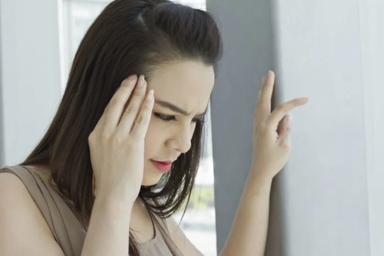 Tergila-gila Sama Handphone Ternyata Bikin Pendek Umur. 7 Akibat Ini Jawabannya 13