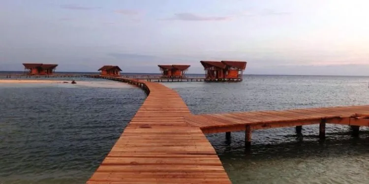 Selalu Ada Cinta Di Pulo Cinta. Perkenalkan, Sekeping Surga di Indonesia yang Menunggumu Bareng Si Cinta! 10