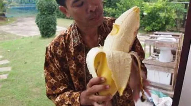 Udah Pernah Liat Pisang Raksasa dari Papua Belum? Yakin Deh Pisangmu Bakal Kalah Gede! 10