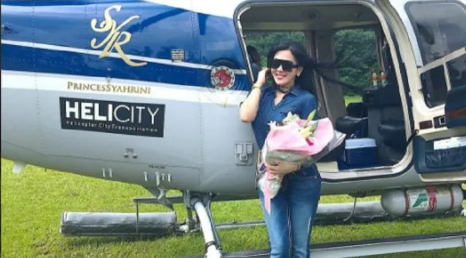9 Hal Ini Cuma Bisa Kamu Lakukan Kalau Kamu Adalah Syahrini, Yah Kita Sih Nggak Terlalu Ngarep 15