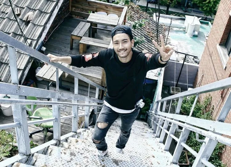 Selain Ganteng Dan Multitalenta, Gaya Choi Siwon Tak Pernah Gagal Bikin Cewek Kesengsem 26