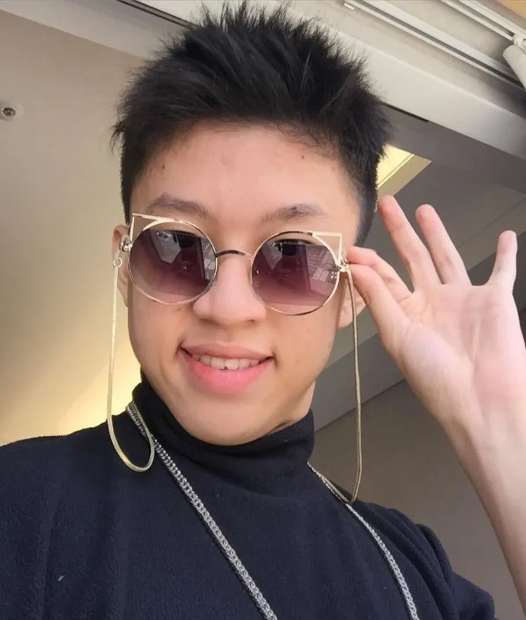 Wow, Indonesia Punya Rapper 16 Tahun yang Bikin Dunia Kagum, Perkenalkan Brian “Rich Chigga” Imanuel! 10
