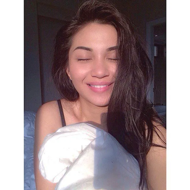 Sesama Suka Dibilang Tampil Terlalu Dewasa, Lebih Cakep Nikita Willy atau Ariel Tatum? 29