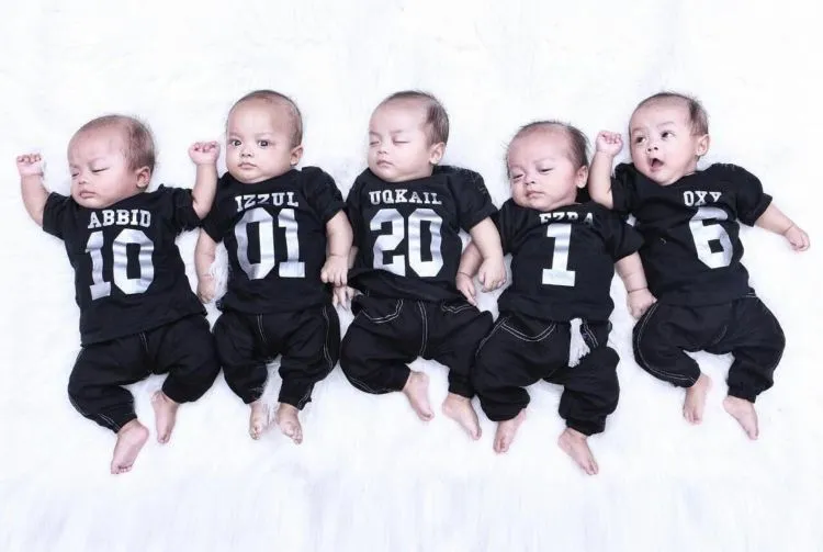 Kehidupan Setelah Menikah Siapa Sangka, Termasuk Dikasih Anak Kembar Lima! 9