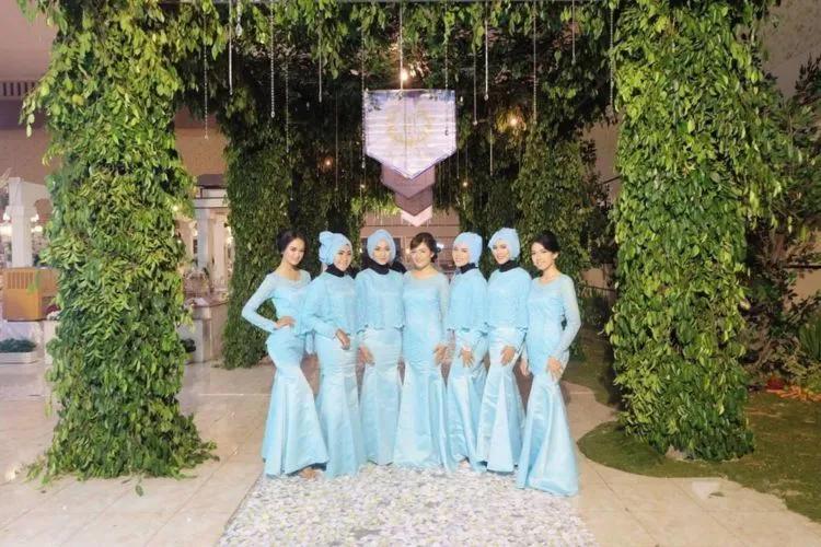 7 Hal Ini Telah Khatam Dirasakan Oleh Kamu yang Terlalu Sering Menjadi Bridesmaid! 12