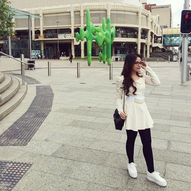 Dear Cewek Mungil dan Berpipi Chubby, 15 Style Tasya Kamila Ini Cute dan Elegan Buatmu 32