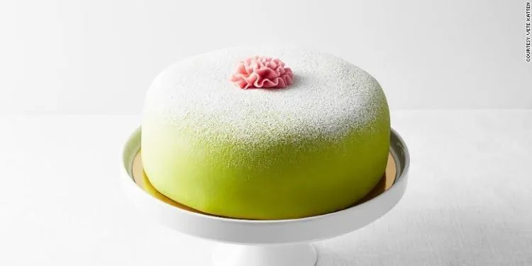Tambah Lapar Deh Lihat 14 Kue Terenak di Dunia Versi CNN Ini, Lapis Legit pun Masuk Lho! 27
