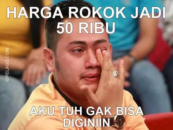 Jangan Panik Para Perokok! Ketawain Dulu Aja 20 Meme Soal Kenaikan Harga Rokok Ini, Sebatang Cabut 34