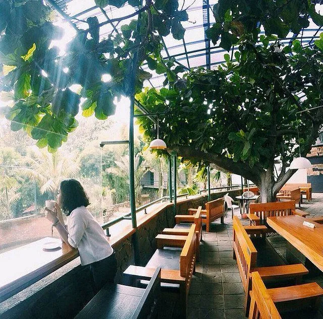 Menikmati Kota Bandung dari Ketinggian, 7 Cafe Ini Bisa Memanjakanmu Bersama Pasangan! 10