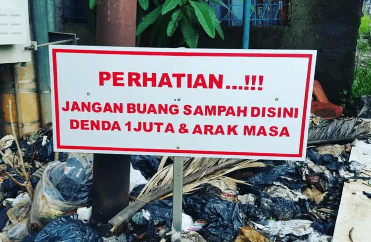 15 Foto Ini Bikin Kamu Takut Mau Nyampah Sembarangan. Kocak dan Mengena Banget! 18