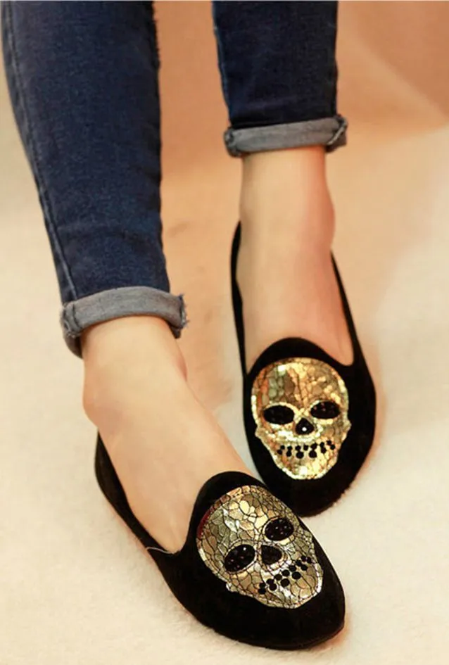 Girls, Nggak Perlu Cari Alasan Beli Sepatu Lagi, Kalau Sudah Punya 7 Jenis Sepatu Ini! 8