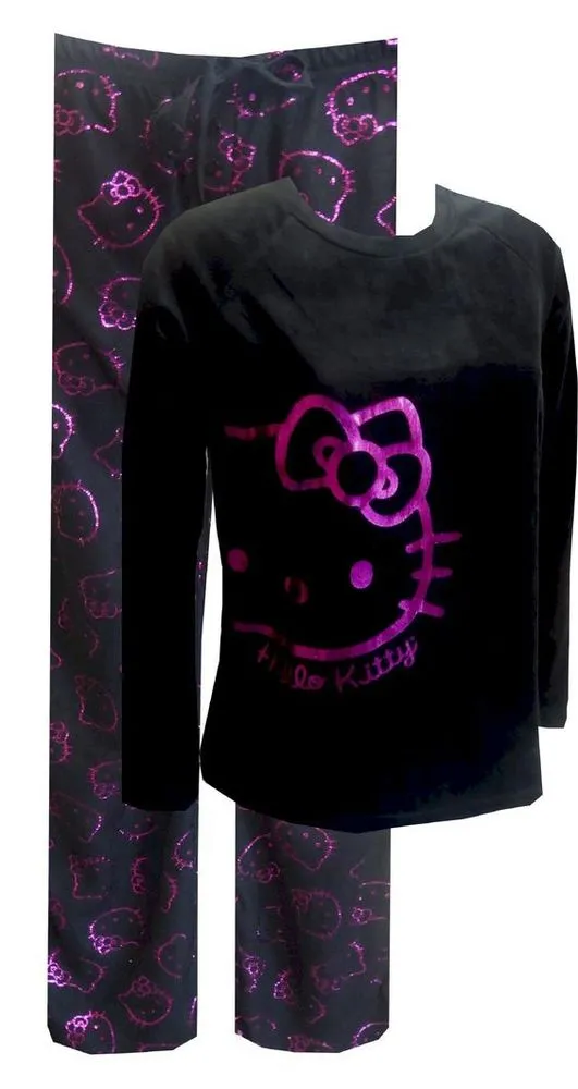 Serba-serbi Hello Kitty Ini Akan Buat Tampilan Kamu Begitu Lucu dan Menggemaskan 23