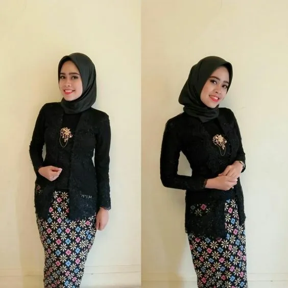 9 Inpirasi Kebaya Kutu Baru, demi Tampilan Cantik di Hari Wisudamu 14