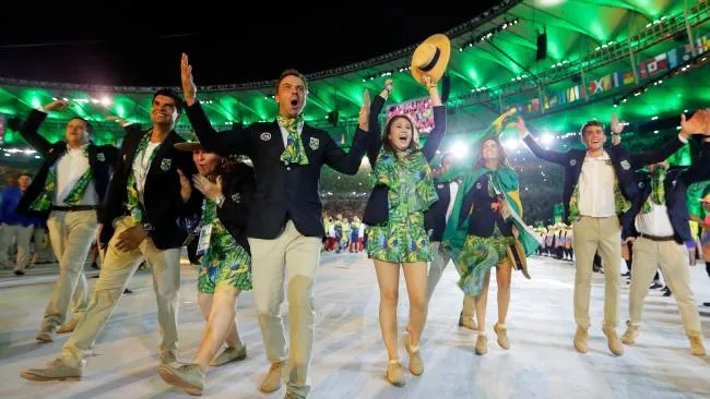 14 Seragam Nasional Paling Hits di Olimpiade 2016, Indonesia Salah Satunya Lho! 23