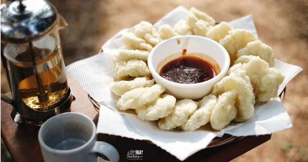 6 Restoran di Bandung yang Asyik Buat Makan Keroyokan. Kamu Nekat Kalau Mau Makan Sendirian! 11
