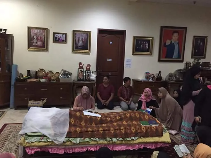 Kabar Duka: Istri Komedian Tukul Arwana Berpulang, Selamat Jalan 'Susi Similikiti' 10