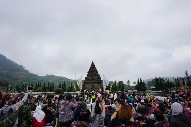 7 Fakta Dibalik Suksesnya Event Romantis Dieng Culture Festival 2016. Kemarin Kamu Kesana Sama Siapa? 9