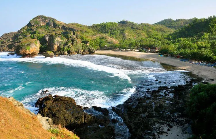 Di Balik Eksotisnya Pantai-Pantai Gunungkidul, Ternyata Kawasan Ini Jadi Tempat Favorit Bunuh Diri Lho! 7