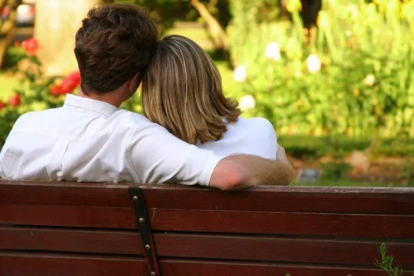 Bisnis Sewa Pacar Lagi Marak Nih, Solusi Konkret Buat Mereka yang Bermasalah dengan Kejombloan 6