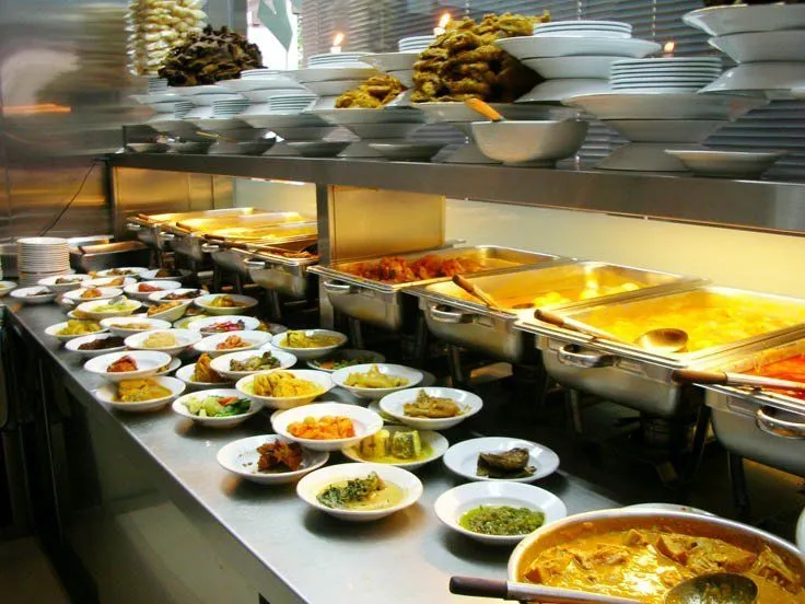 Mengapa Warung Makan Padang Ada di Seluruh Penjuru Indonesia? Ini Nih Alasannya! 8