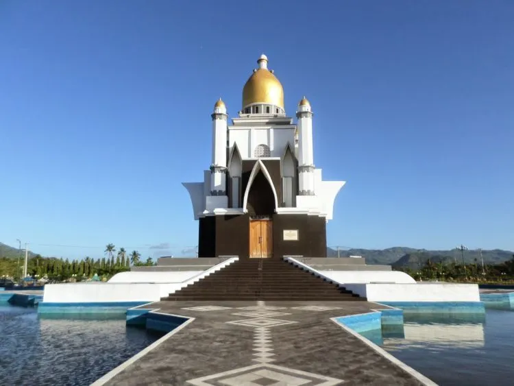 Indonesia Memang Kaya. Simak Nih Wisata Serba Seribu yang Bikin Kamu Pengen Plesir Segera! 14