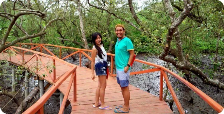 Ini Nih 10 Hutan Mangrove untuk Foto Prewedding yang Cantik. Dijamin Hasilnya Lebih Ciamik! 12