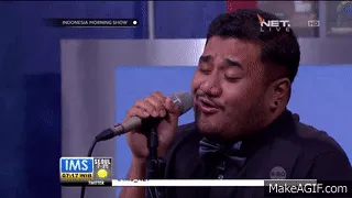 Perubahan Penampilan Mike Mohede dari Masa Ke Masa. Badan Chubby bukan Halangan Tampil Mempesona 16