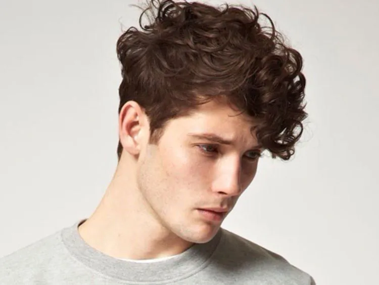 8 Jenis Potongan Rambut Cowok yang Paling Disukai Para Cewek! Kamu Termasuk Nggak, Bro? 13