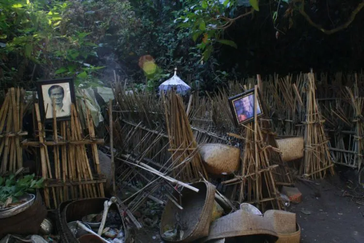 Jelajahi Uniknya Desa Trunyan yang Identik Dengan Wisata Bertema Pemakaman. Kapan Kamu Akan Bertandang? 12