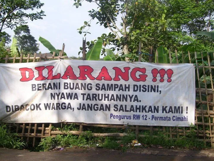 15 Foto Ini Bikin Kamu Takut Mau Nyampah Sembarangan. Kocak dan Mengena Banget! 22