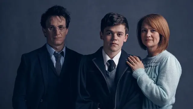 Bersoraklah Wahai Pembaca Setia Harry Potter, Buku Seri Kedelapan Akhirnya Terbit! 9
