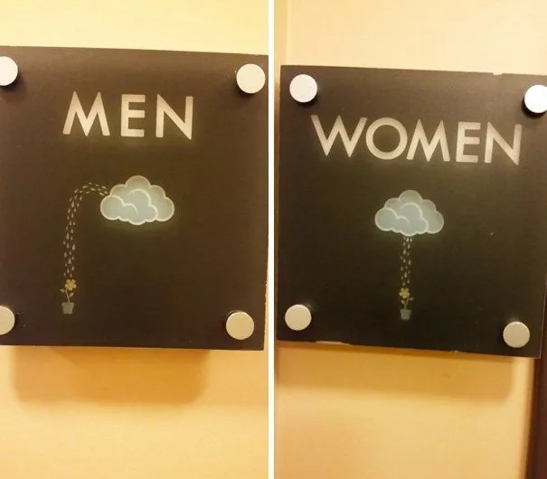 20 Tanda Toilet Paling Kreatif di Dunia. Ada yang Lucu, Ada Juga yang Nyindir Cewek Banget 27