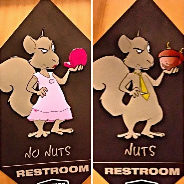 20 Tanda Toilet Paling Kreatif di Dunia. Ada yang Lucu, Ada Juga yang Nyindir Cewek Banget 23