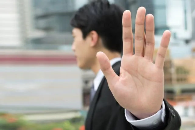 Walau Sering Membuatmu Tidak Enak Hati, Jangan Pernah Minta Maaf untuk 7 Hal Ini 8