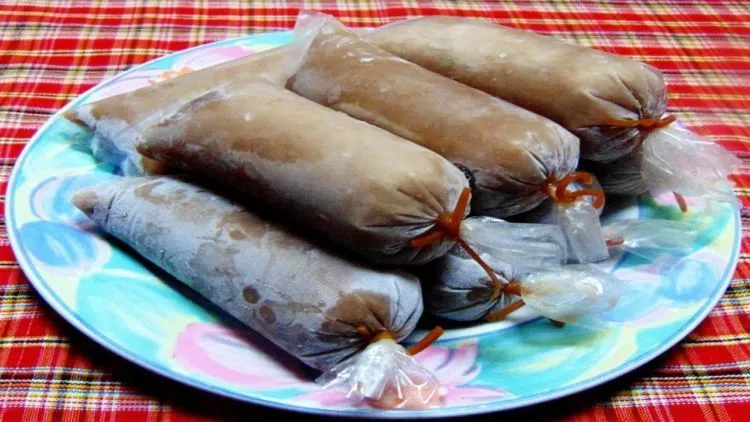 Nostalgia Yuk Sama Es Lilin Favorit Masa Kecil! Intip Cara Bikinnya Lewat 13 Kreasi Ini 19