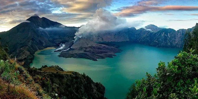 6 Kematian Tragis di Gunung Rinjani. Kamu Perlu Tahu Penyebabnya Biar Nggak Jadi Korban Selanjutnya! 8